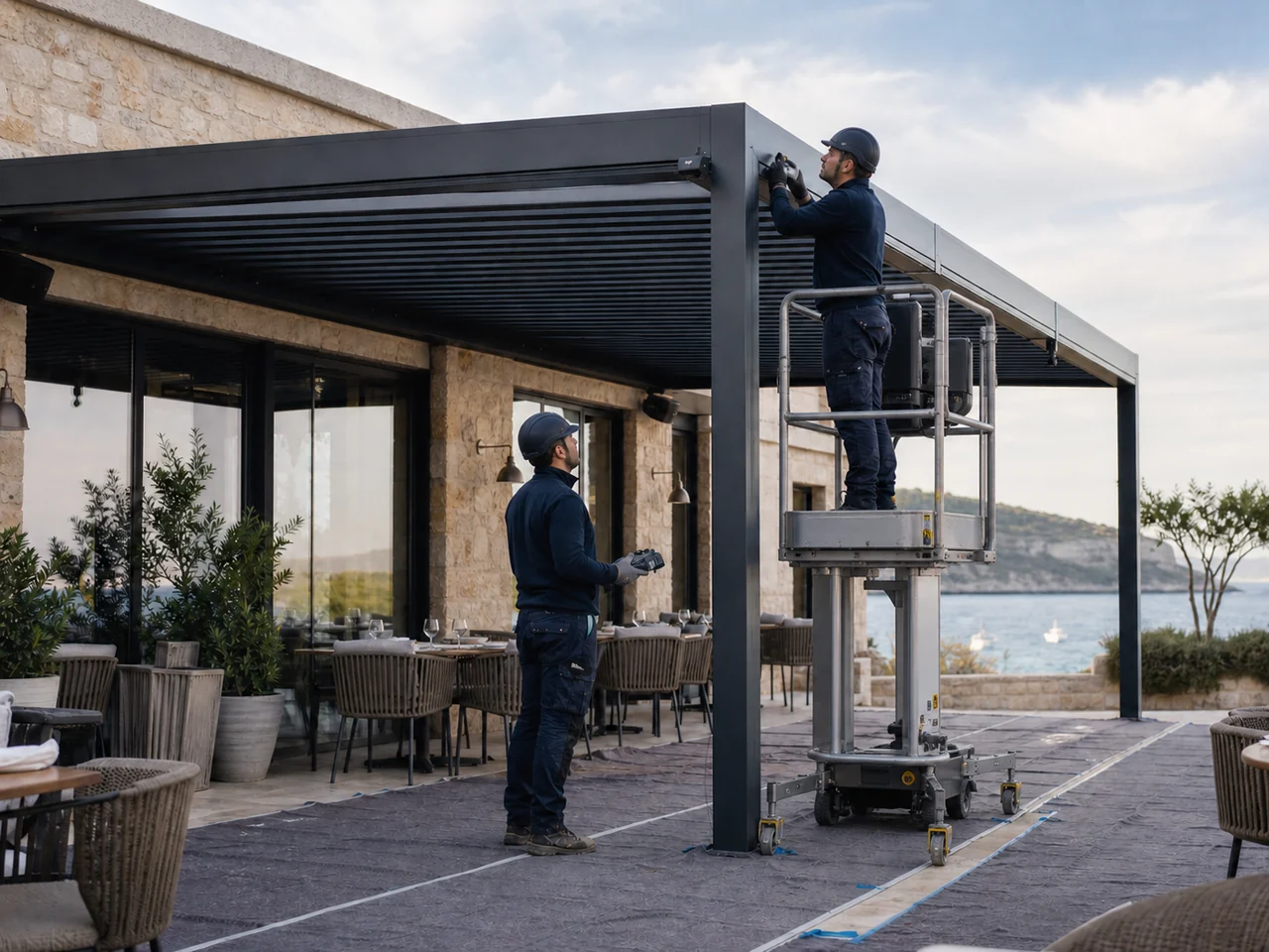 Ersoy Tente montaj ekibinin projeyi yerinde kurması